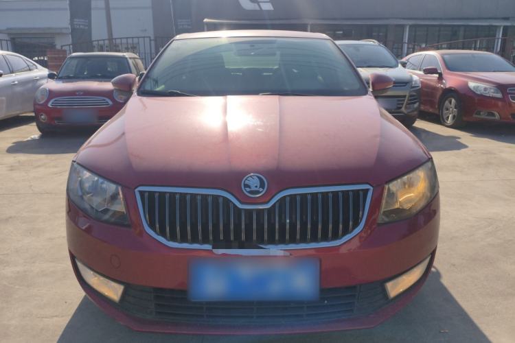 Used Skoda Octavia 2015 1.6L Manual Yijie Edition Front