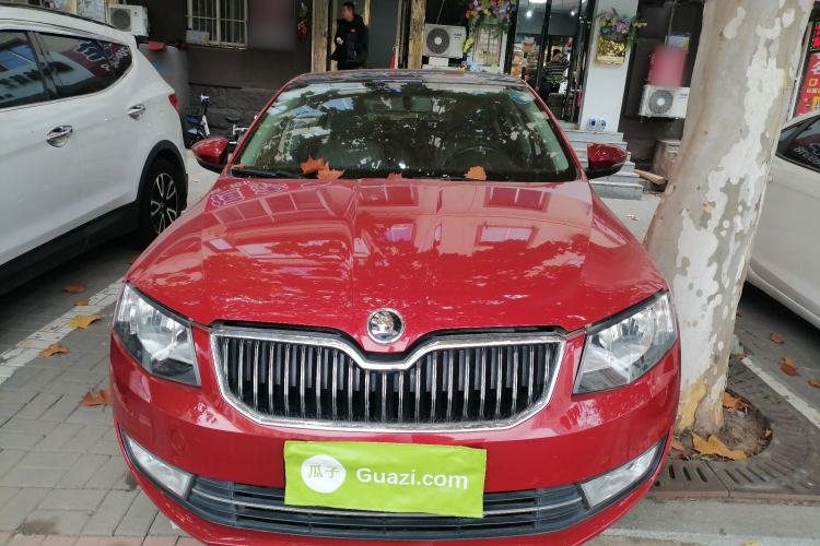 Used Skoda Octavia 2015 1.6L Automatic Yijun Edition Front