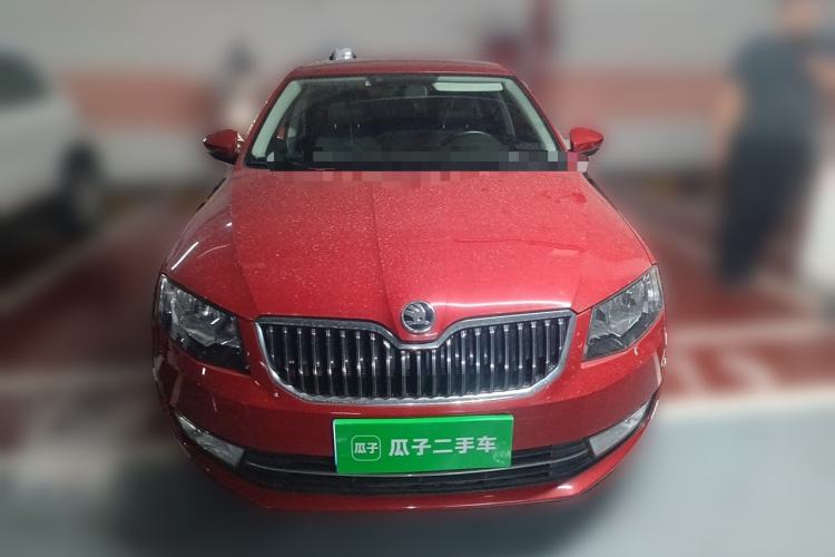 Used Skoda Octavia 2015 1.6L Automatic Yijie Edition Front