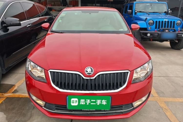 Used Skoda Octavia 2015 1.6L Automatic Eado Edition Front