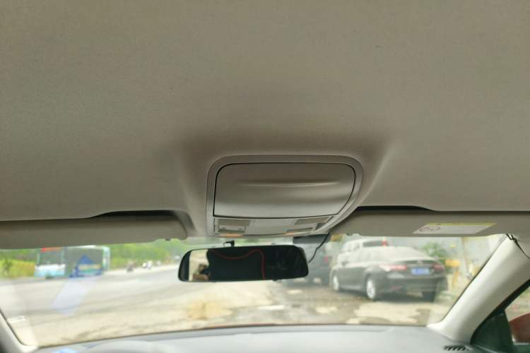 Used Skoda Octavia 2015 1.6L Automatic Yijie Edition Headliner
