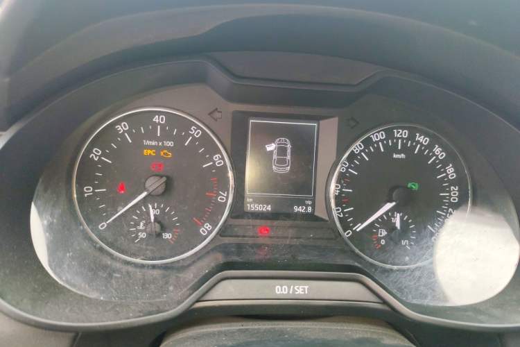 Used Skoda Octavia 2015 1.6L Automatic Yijun Edition Instrument Cluster