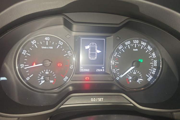 Used Skoda Octavia 2015 1.6L Automatic Yijun Edition Instrument Cluster