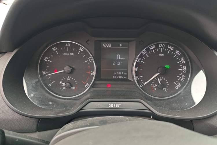 Used Skoda Octavia 2015 1.6L Automatic Eado Edition Instrument Cluster