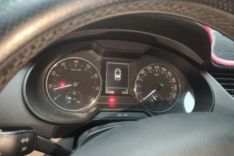 Used Skoda Octavia 2015 1.6L Automatic Yijun Edition Instrument Cluster