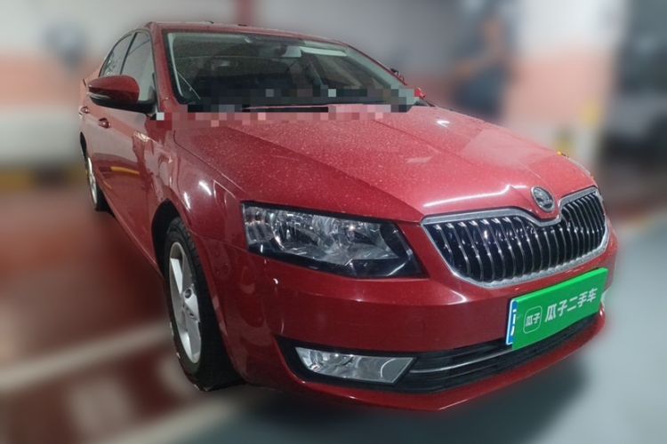 Used Skoda Octavia 2015 1.6L Automatic Yijie Edition Interior 1