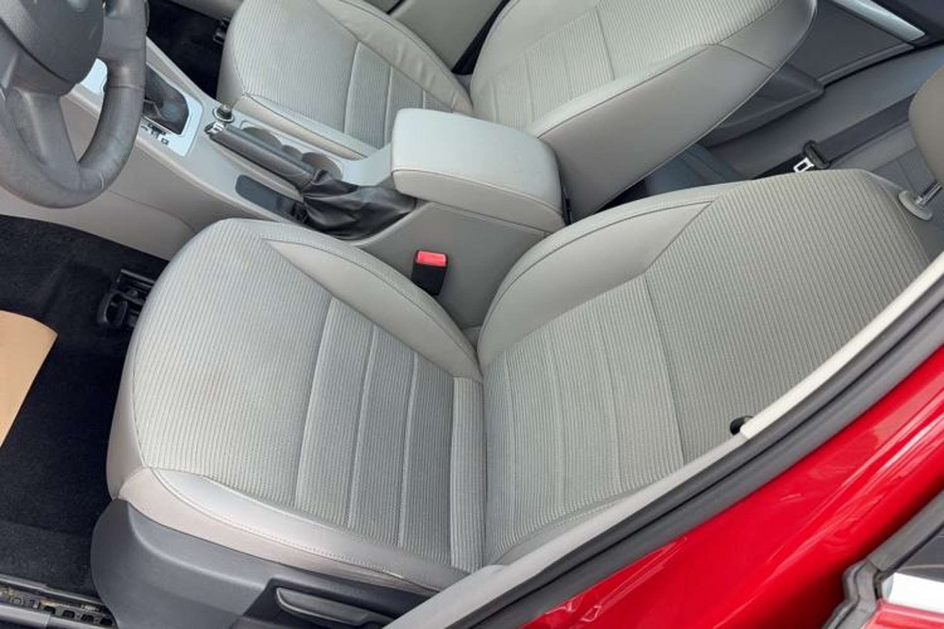 Used Skoda Octavia 2015 1.6L Automatic Yijie Edition Interior 3