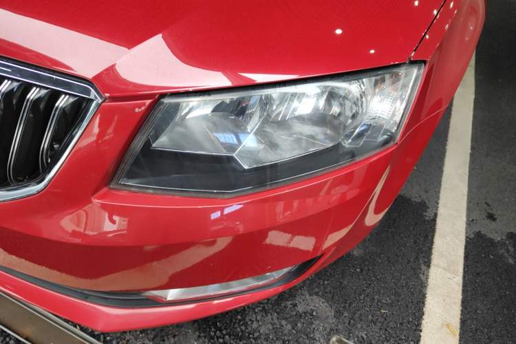 Used Skoda Octavia 2015 1.6L Automatic Yijie Edition Left Front Headlight