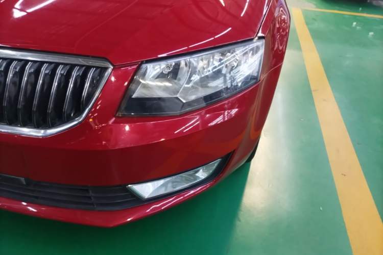 Used Skoda Octavia 2015 1.6L Automatic Yijie Edition Left Front Headlight