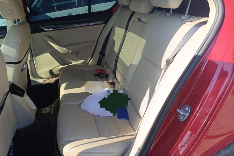 Used Skoda Octavia 2015 1.6L Automatic Yijun Edition Left Rear Seat