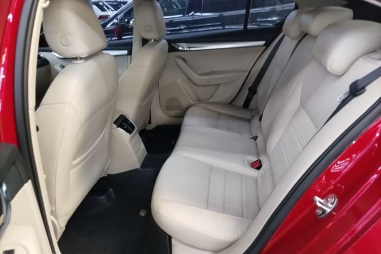 Used Skoda Octavia 2015 1.6L Automatic Yijie Edition Left Rear Seat