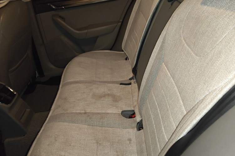 Used Skoda Octavia 2015 1.6L Automatic Yijun Edition Left Rear Seat