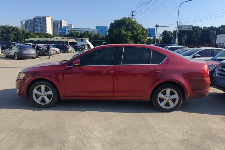 Used Skoda Octavia 2015 1.6L Manual Yijie Edition Left Side