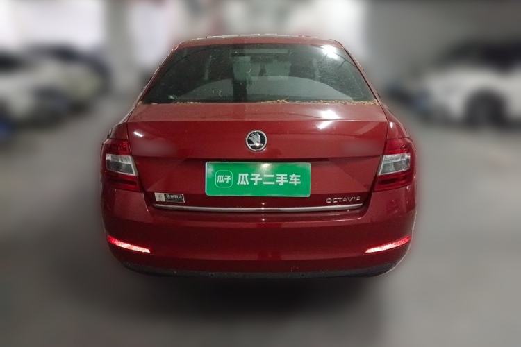 Used Skoda Octavia 2015 1.6L Automatic Yijun Edition Rear