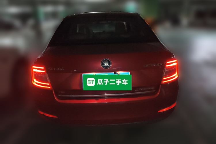 Used Skoda Octavia 2015 1.4TSI DSG Yijun Edition Rear