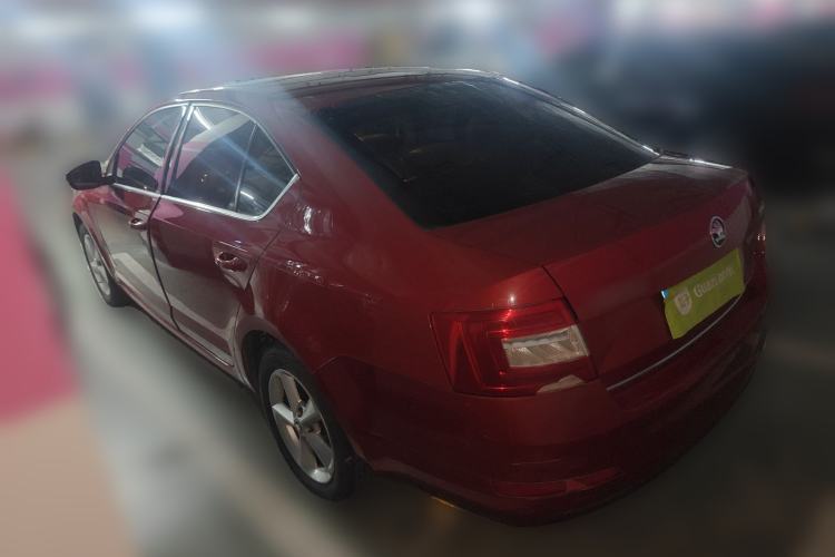 Used Skoda Octavia 2015 1.6L Automatic Yijun Edition Rear Left 45 Deg