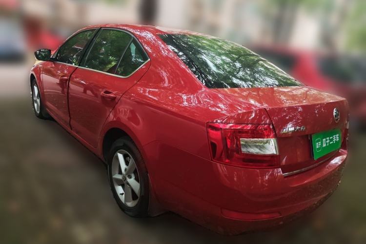 Used Skoda Octavia 2015 1.6L Automatic Yijun Edition Rear Left 45 Deg