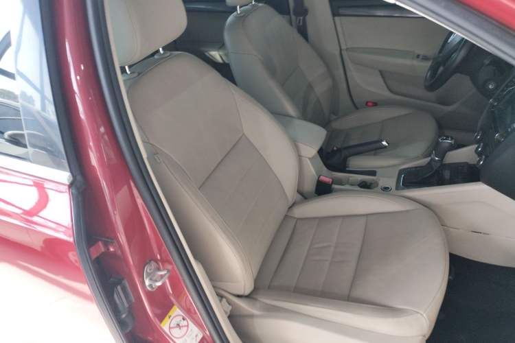 Used Skoda Octavia 2015 1.6L Automatic Yijun Edition Right Front Seat