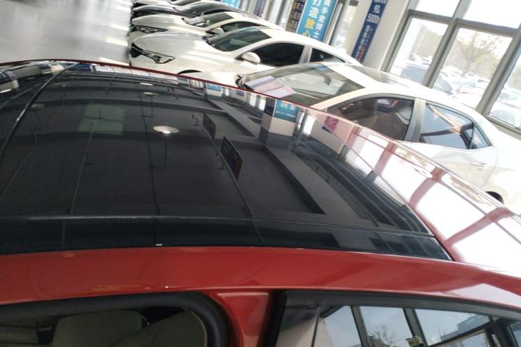 Used Skoda Octavia 2015 1.6L Automatic Yijun Edition Roof