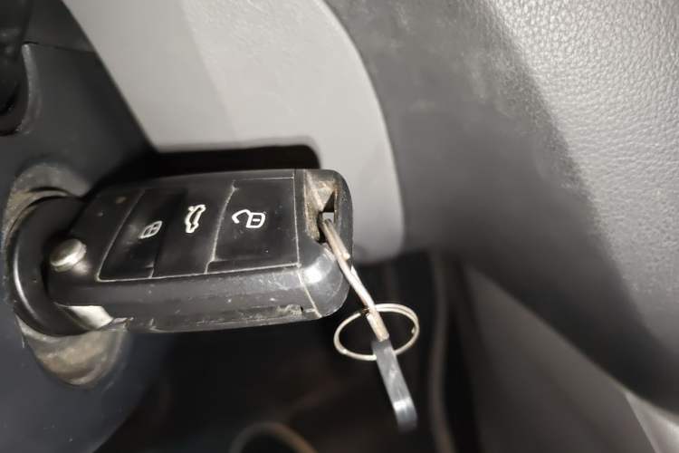 Used Skoda Octavia 2015 1.6L Automatic Yijun Edition Vehicle Key