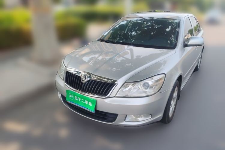 Used Skoda Octavia 2015 Classic Model 1.6L Manual Eado Version Guazi used car, China used car export, Used car for sale, Used  cars, Cheapest cars for sale