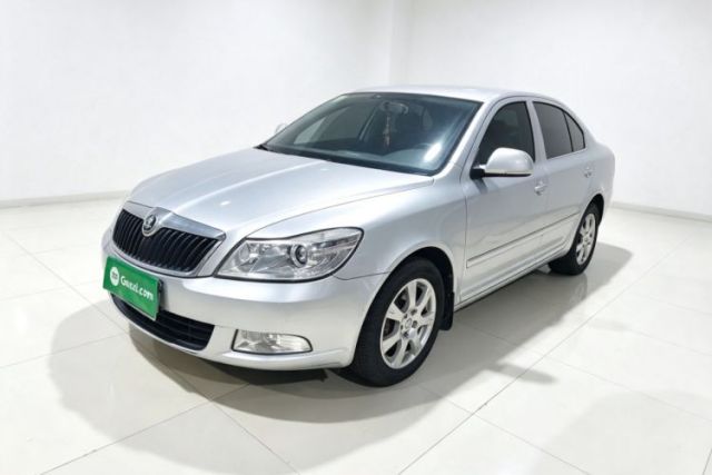 Used Skoda Octavia 2015 Classic Model 1.6L Manual Eado Version