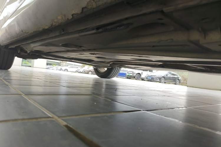 Used Skoda Octavia 2015 1.6L Automatic Yijie Edition Chassis Front Right