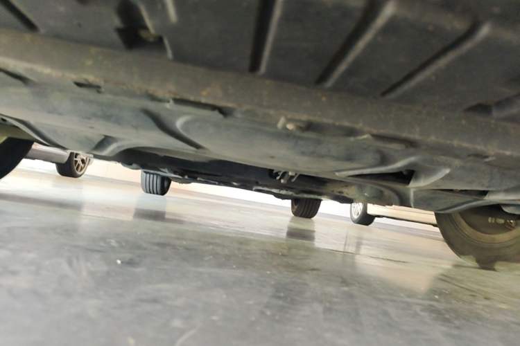 Used Skoda Octavia 2015 1.6L Manual Yijun Edition Chassis Front