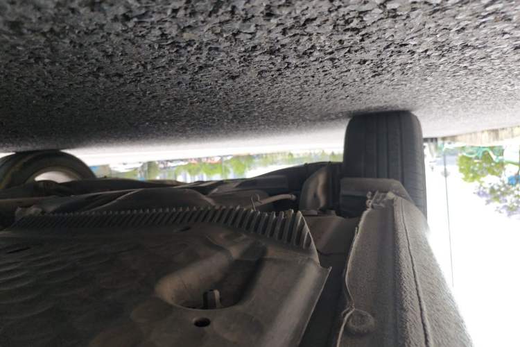 Used Skoda Octavia 2015 Classic Model 1.6L Manual Yijie Edition Chassis Rear Right