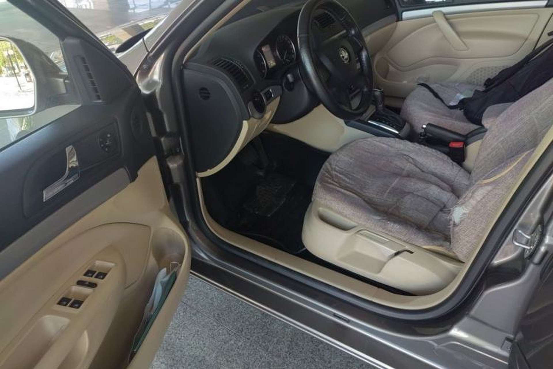 Used Skoda Octavia 2015 Classic Model 1.6L Automatic Yijie Version Driver Seat