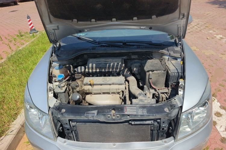 Used Skoda Octavia 2015 Classic Model 1.6L Manual Eado Version Engine Bay