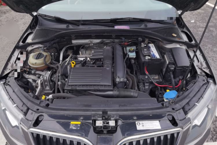 Used Skoda Octavia 2015 1.4TSI DSG Yijun Edition Engine Bay