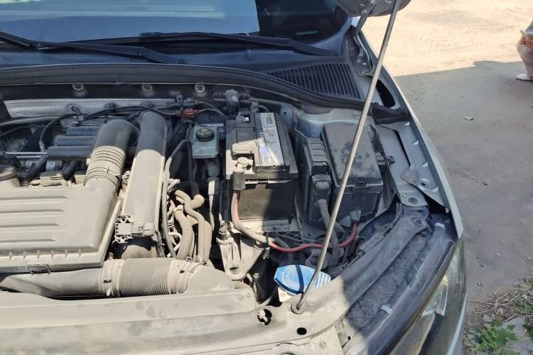 Used Skoda Octavia 2015 1.4TSI DSG Yijun Edition Engine Bay Left