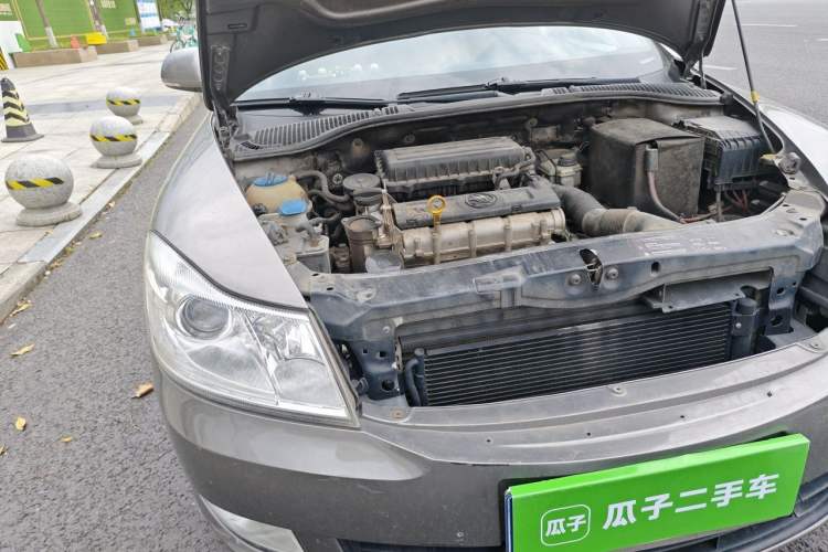 Used Skoda Octavia 2015 Classic Model 1.6L Manual Yijie Edition Engine Bay Right