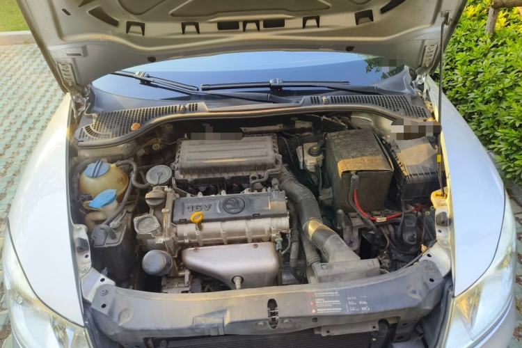 Used Skoda Octavia 2015 Classic Model 1.6L Automatic Yijie Version Engine Bay