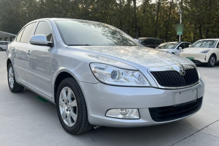 Used Skoda Octavia 2015 Classic Model 1.6L Automatic Yijie Version Exterior 1