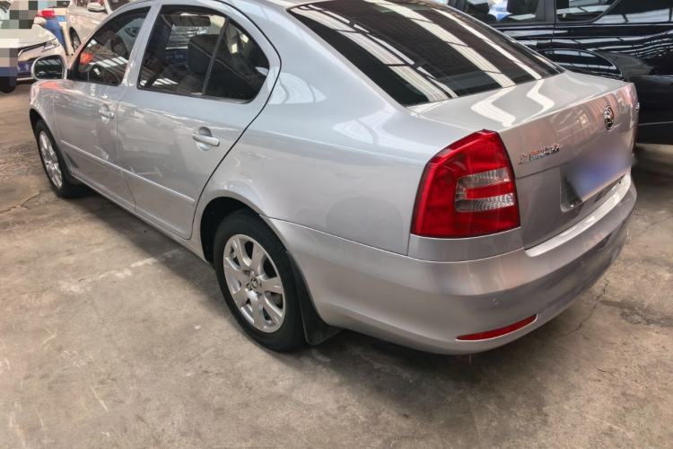 Used Skoda Octavia 2015 Classic Model 1.6L Automatic Yijie Version Exterior 2