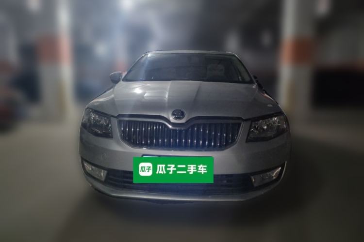 Used Skoda Octavia 2015 1.6L Automatic Yijie Edition Front