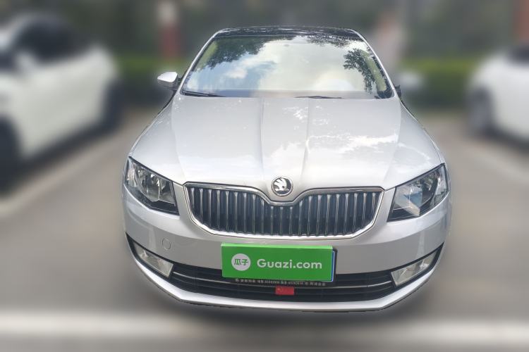 Used Skoda Octavia 2015 1.6L Automatic Yijun Edition Front