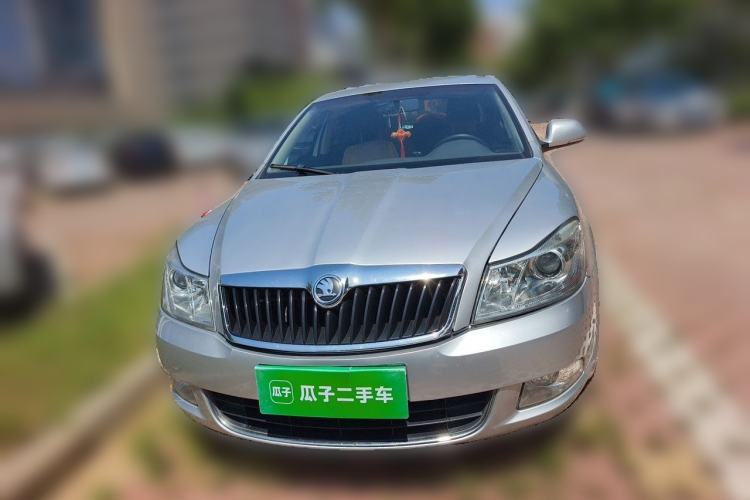 Used Skoda Octavia 2015 Classic Model 1.6L Manual Eado Version Front