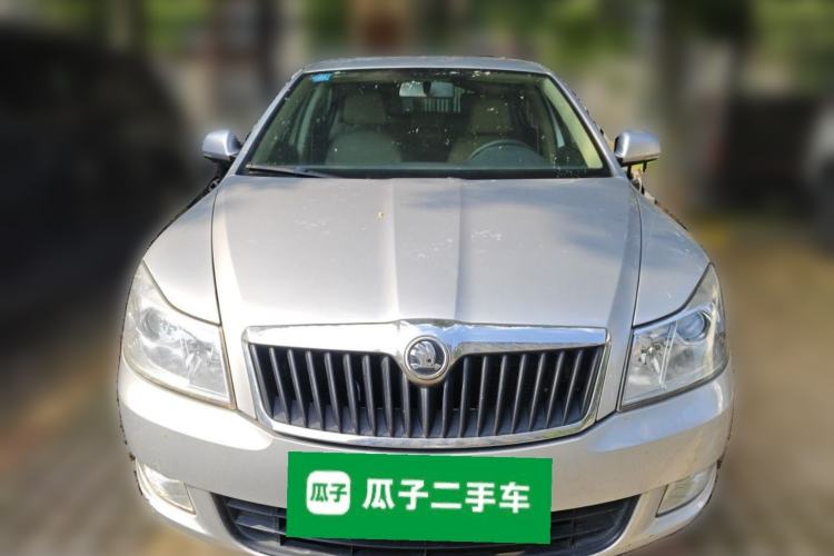 Used Skoda Octavia 2015 Classic Model 1.6L Automatic Yijie Version Front