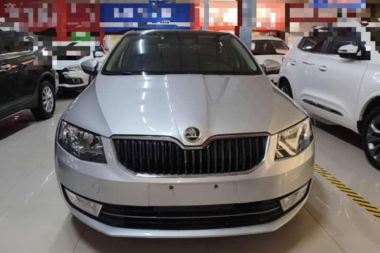 Used Skoda Octavia 2015 1.6L Automatic Yijun Edition Front