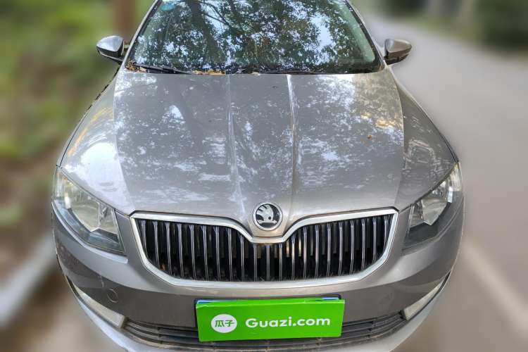 Used Skoda Octavia 2015 1.6L Automatic Yijie Edition Front