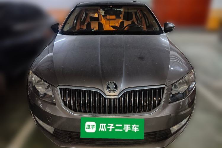 Used Skoda Octavia 2015 1.6L Automatic Yijie Edition Front
