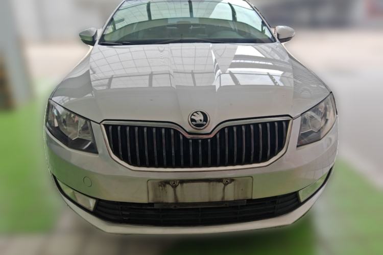 Used Skoda Octavia 2015 1.6L Automatic Yijie Edition Front