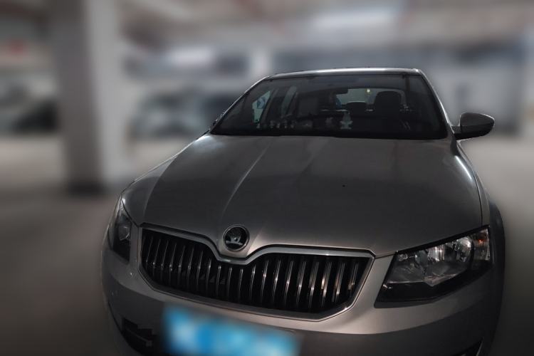 Used Skoda Octavia 2015 1.6L Automatic Yijun Edition Front
