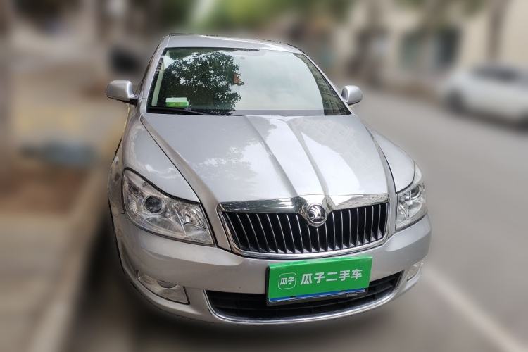 Used Skoda Octavia 2015 Classic Model 1.6L Manual Eado Version Front
