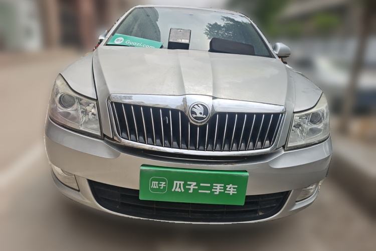 Used Skoda Octavia 2015 Classic Model 1.6L Automatic Yijie Version Front