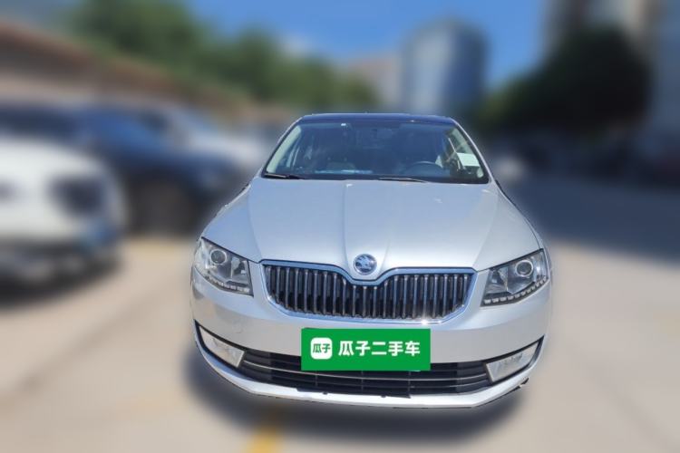 Used Skoda Octavia 2015 1.6L Automatic Yijun Edition Front