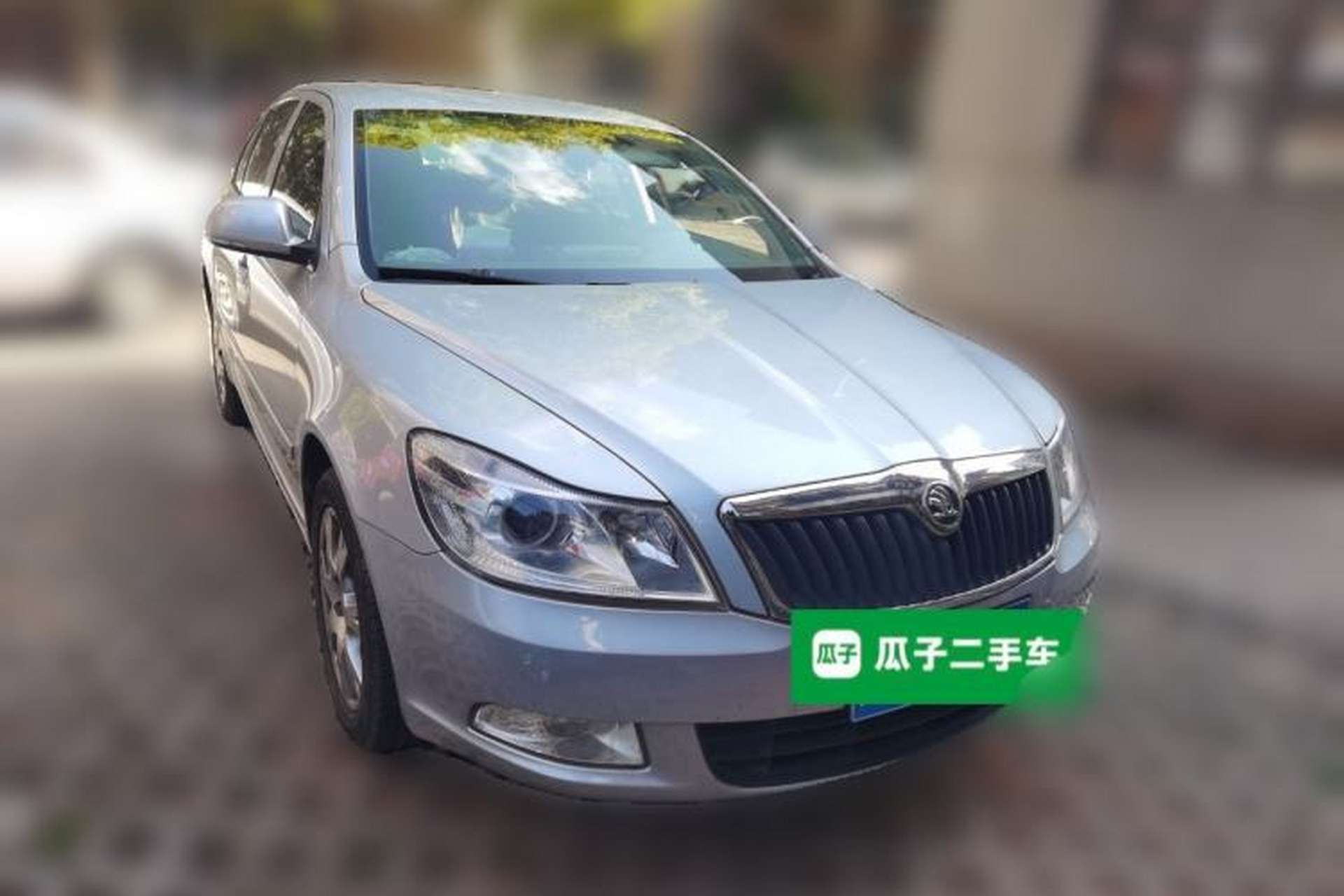Used Skoda Octavia 2015 Classic Model 1.6L Manual Eado Version Front Right 45 Deg